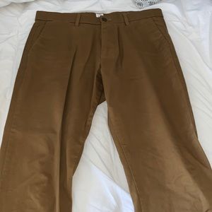 Men’s Gap Khaki Pants